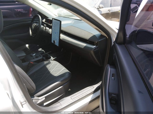 Ford Mustang Mach-e Select 2023 3FMTK1RM0PMA14325 Image 5