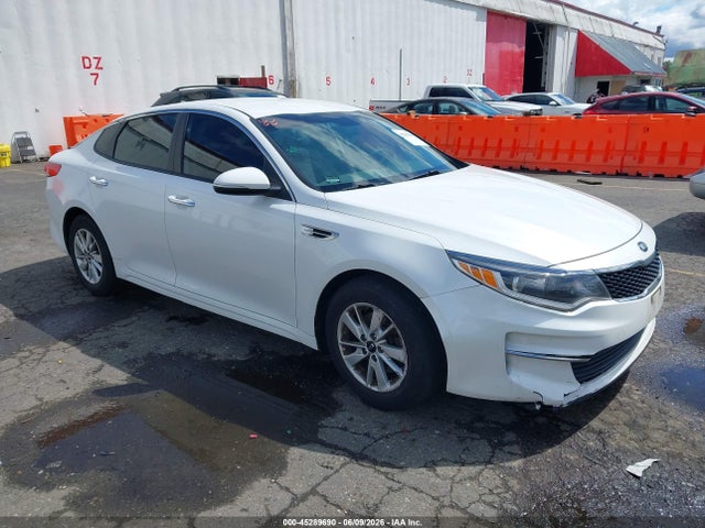 2016 KNAGT4L32G5087204 main image
