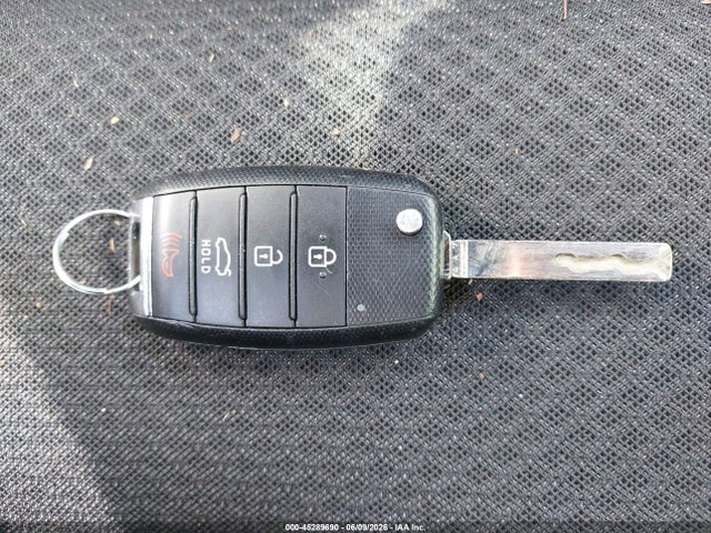 KIA Optima Lx 2016 KNAGT4L32G5087204 Image 11