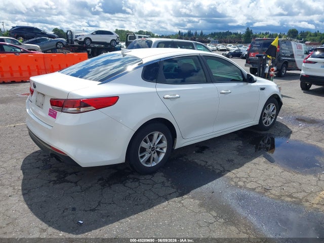 KIA Optima Lx 2016 KNAGT4L32G5087204 Image 4