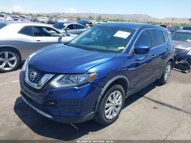 Nissan ROGUE S 2017 JN8AT2MTXHW135334 Image 2