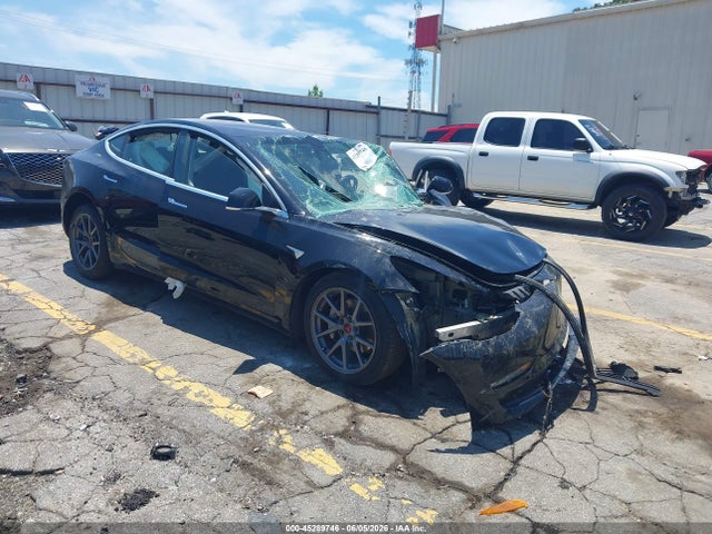 Продажа на аукционе авто 2018 Tesla Model 3 Long Range/mid Range, vin: 5YJ3E1EA9JF173377, номер лота: 45289746