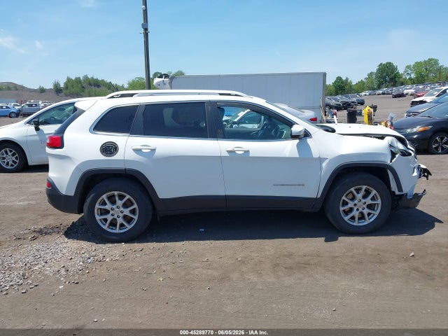 45289770 :رقم المزاد ، 1C4PJMLX2JD607586 vin ، 2018 Jeep Cherokee Latitude Plus 4x4 مزاد بيع