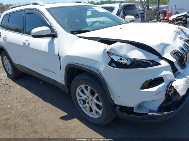45289770 :رقم المزاد ، 1C4PJMLX2JD607586 vin ، 2018 Jeep Cherokee Latitude Plus 4x4 مزاد بيع