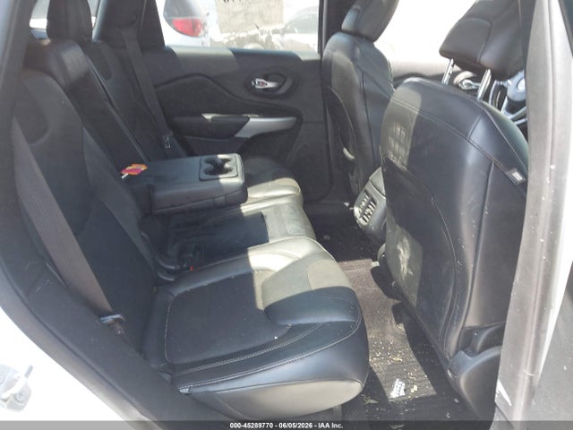45289770 :رقم المزاد ، 1C4PJMLX2JD607586 vin ، 2018 Jeep Cherokee Latitude Plus 4x4 مزاد بيع