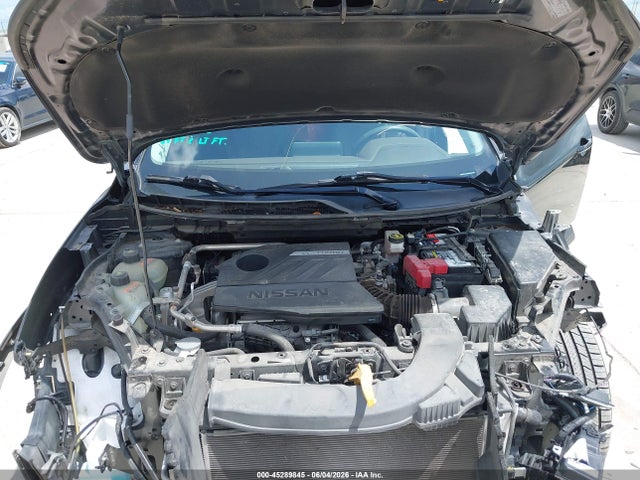 5N1BT3BA3NC727299 Nissan Rogue Sv Fwd