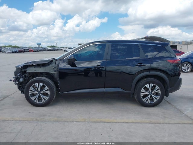5N1BT3BA3NC727299 Nissan Rogue Sv Fwd