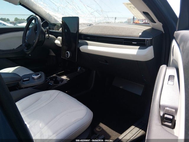 Продажа на аукционе авто 2024 Ford Mustang Mach-e Premium, vin: 3FMTK3R70RMA51643, номер лота: 45289897