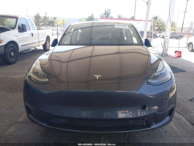 2021 Tesla Model Y Long Range Dual Motor All-wheel Drive მანქანა იყიდება აუქციონზე, vin: 5YJYGDEE4MF182397, აუქციონის ნომერი: 45289900