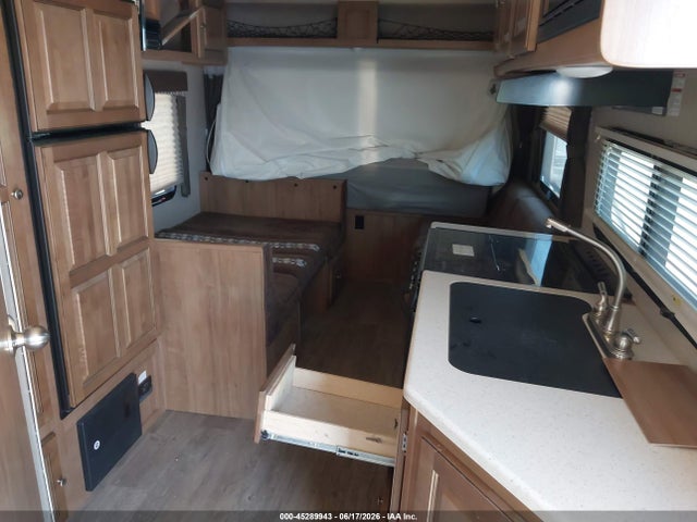 Forest River Rockwoo Roo 2019 4X4TRLU24KZ157989 Image 5
