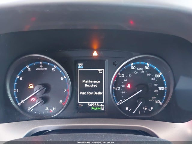 JTMWFREVXJJ167494 Toyota Rav4 Xle