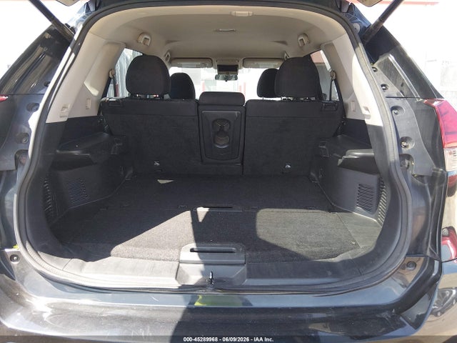 Nissan ROGUE SV 2017 5N1AT2MT5HC895468 Image 16