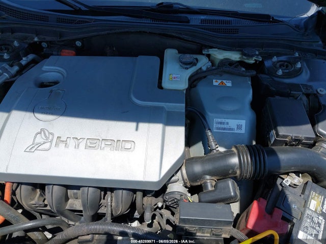 2010 Ford Fusion Hybrid მანქანა იყიდება აუქციონზე, vin: 3FADP0L31AR204719, აუქციონის ნომერი: 45289971
