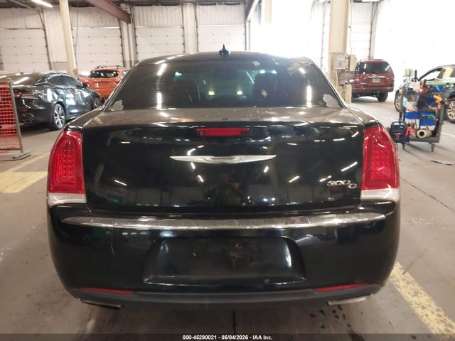 2C3CCAEG2FH766126 Chrysler 300C