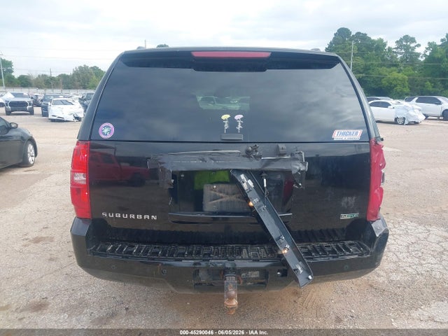 45290046 :رقم المزاد ، 1GNSKJE32BR208642 vin ، 2011 Chevrolet Suburban 1500 Lt1 مزاد بيع