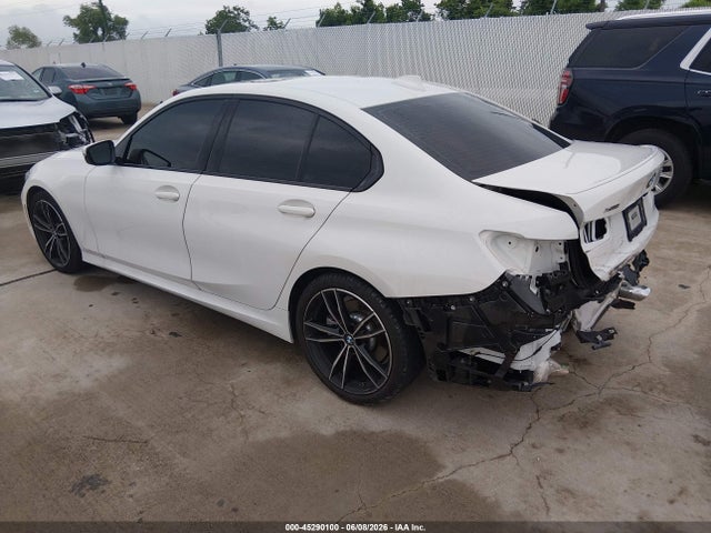Продаж на аукціоні авто 2022 Bmw 330i Xdrive, vin: 3MW5R7J0XN8C77655, номер лоту: 45290100
