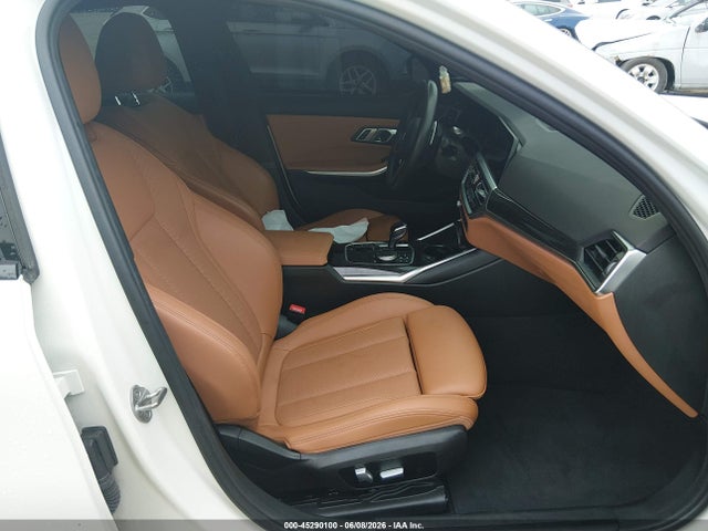 Продаж на аукціоні авто 2022 Bmw 330i Xdrive, vin: 3MW5R7J0XN8C77655, номер лоту: 45290100