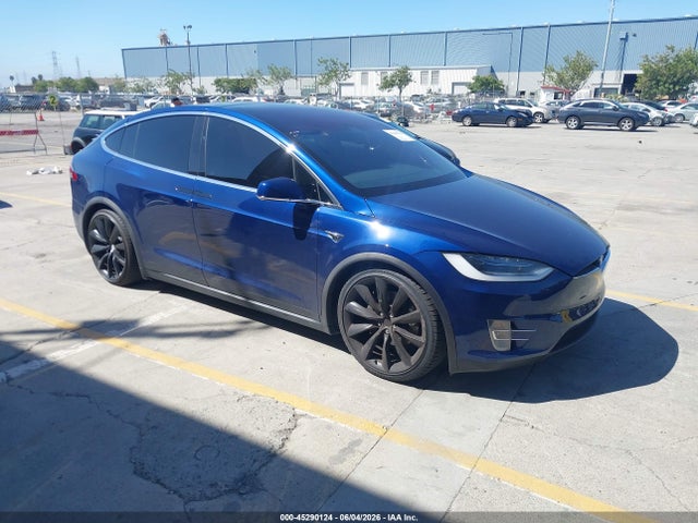 2018 5YJXCBE21JF128634 main image