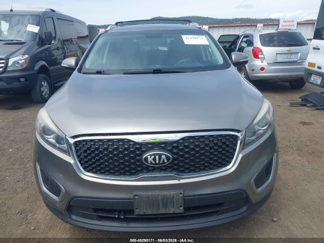 45290171 :رقم المزاد ، 5XYPGDA57HG312737 vin ، 2017 Kia Sorento 3.3l Lx مزاد بيع