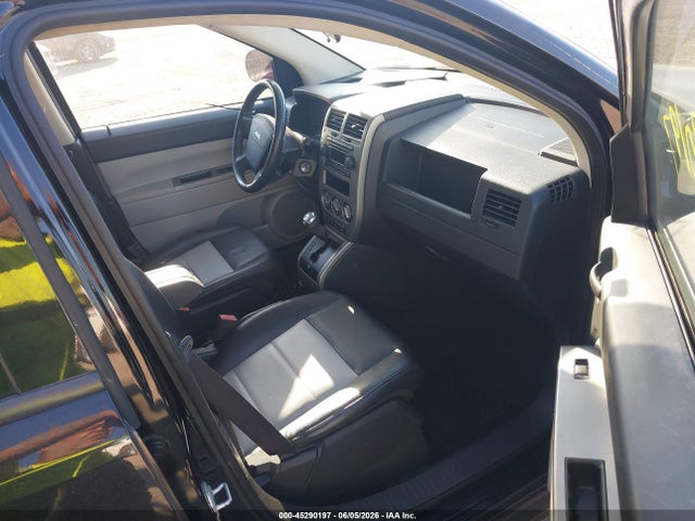 Auction sale of the 2007 Jeep Compass Limited, vin: 1J8FF57W07D598084, lot number: 45290197