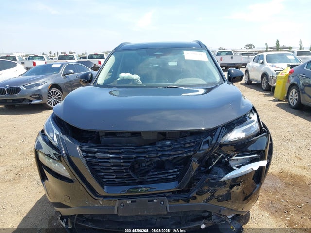 JN8BT3BA8PW009578 Nissan Rogue Sv Fwd