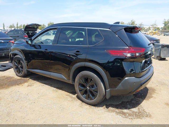 JN8BT3BA8PW009578 Nissan Rogue Sv Fwd