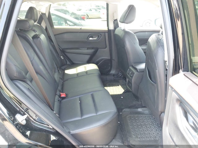 JN8BT3BA8PW009578 Nissan Rogue Sv Fwd
