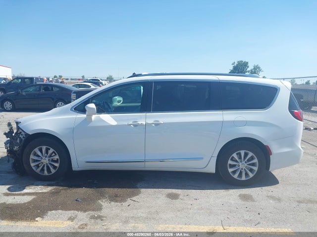 Aukcja sprzedaży 2019 Chrysler Pacifica Touring L, vin: 2C4RC1BG4KR540054, numer aukcji: 45290260