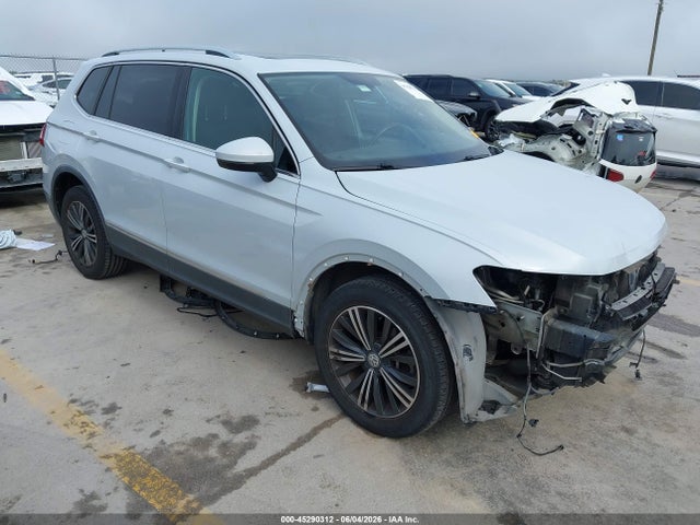 Продаж на аукціоні авто 2018 Volkswagen Tiguan 2.0t Se/2.0t Sel, vin: 3VV3B7AX3JM091387, номер лоту: 45290312