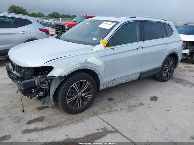 Продаж на аукціоні авто 2018 Volkswagen Tiguan 2.0t Se/2.0t Sel, vin: 3VV3B7AX3JM091387, номер лоту: 45290312