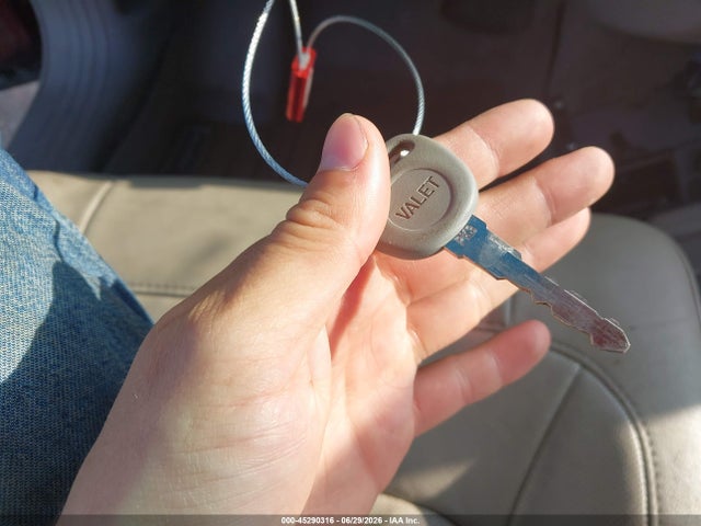 45290316 :رقم المزاد ، 1G6KD54Y85U139712 vin ، 2005 Cadillac Deville Standard مزاد بيع