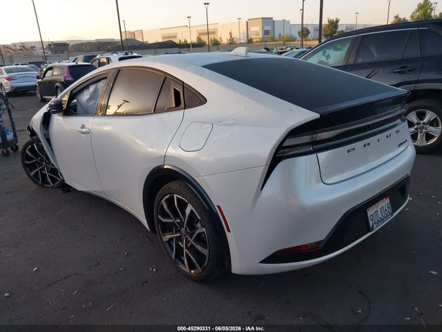 JTDACACU3P3008411 Toyota Prius Prime Xse