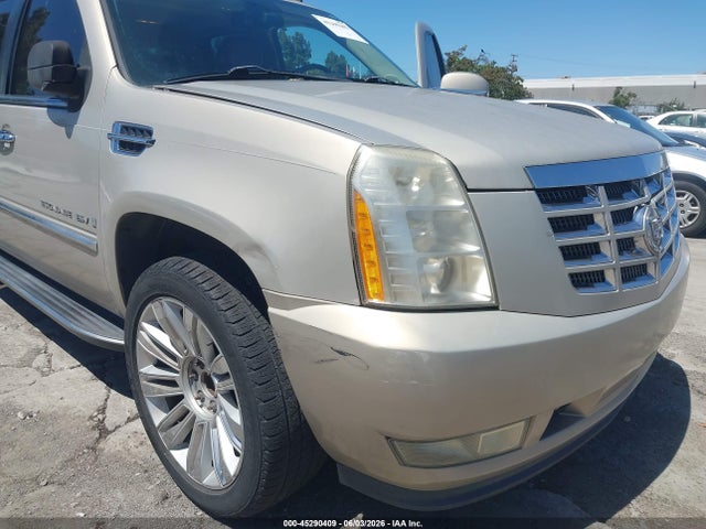 2008 Cadillac Escalade Esv Standard მანქანა იყიდება აუქციონზე, vin: 1GYFC66898R187581, აუქციონის ნომერი: 45290409