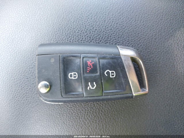 3VW5T7AU4FM044822 Volkswagen Golf Gti 2.0t Se 4-door