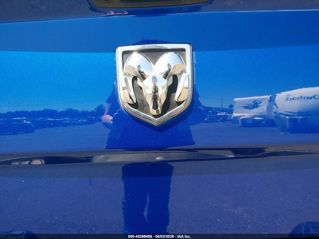 45290458 :رقم المزاد ، 1C6RR7LG9KS521831 vin ، 2019 Ram 1500 Classic Slt  4x4 5'7 Box مزاد بيع