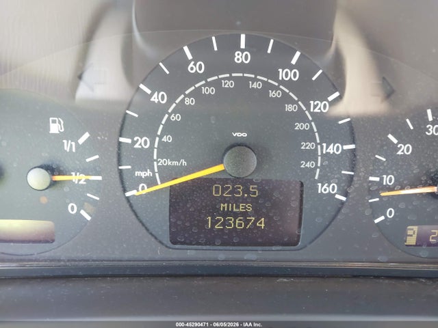 Aukcja sprzedaży 2001 Mercedes-benz E 320, vin: WDBJF65J21B204763, numer aukcji: 45290471