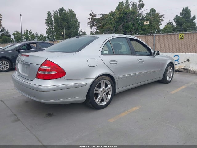 45290521 :رقم المزاد ، WDBUF70J05A750600 vin ، 2005 Mercedes-benz E 500 مزاد بيع