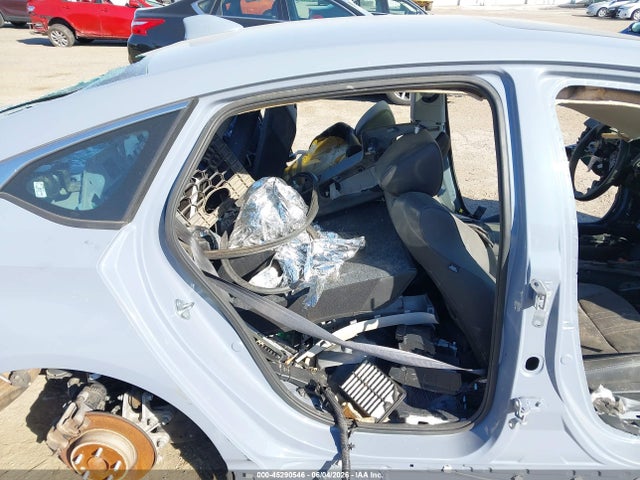 1HGCV3F99NA007795 Honda Accord Hybrid Touring