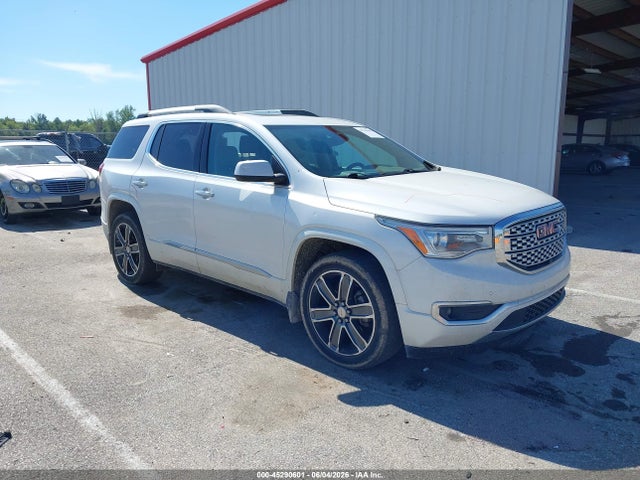 45290601 :رقم المزاد ، 1GKKNXLS5HZ290442 vin ، 2017 Gmc Acadia Denali مزاد بيع