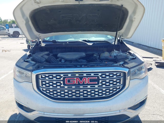 45290601 :رقم المزاد ، 1GKKNXLS5HZ290442 vin ، 2017 Gmc Acadia Denali مزاد بيع