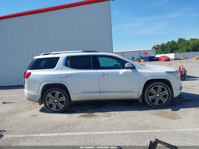 45290601 :رقم المزاد ، 1GKKNXLS5HZ290442 vin ، 2017 Gmc Acadia Denali مزاد بيع