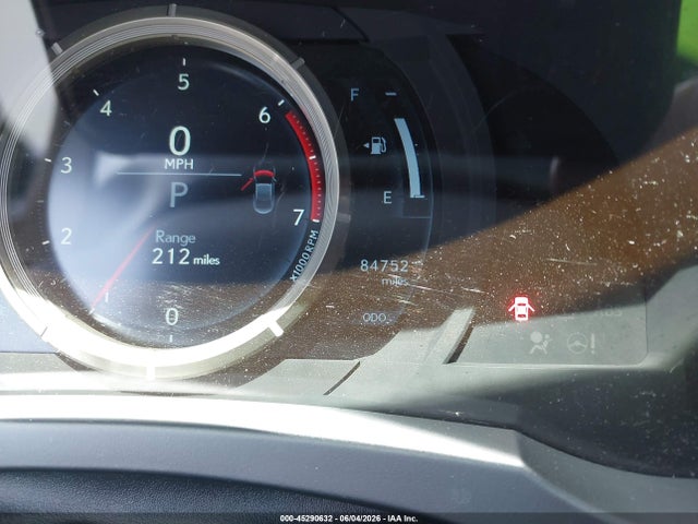 Lexus RC 200T 2016 JTHHA5BC4G5002897 Image 15