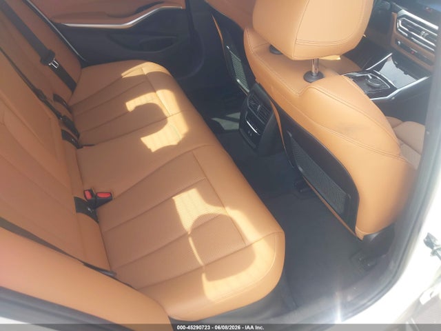 45290723 :رقم المزاد ، 3MW69FF04P8D66826 vin ، 2023 Bmw 330i مزاد بيع
