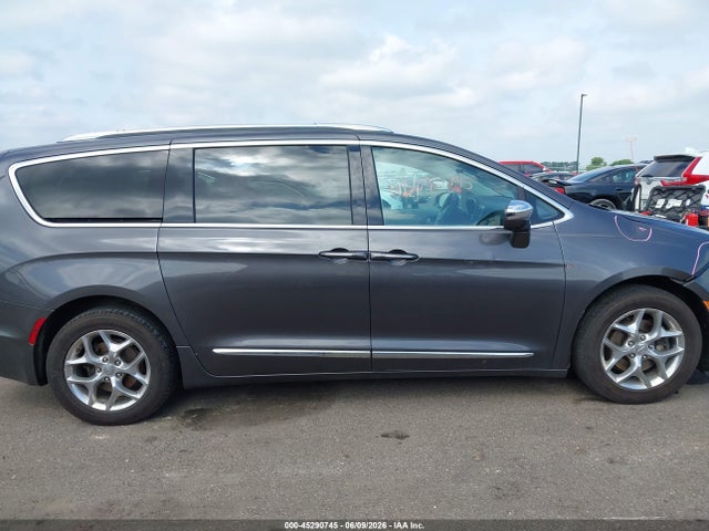 Chrysler Pacifica Limited 2017 2C4RC1GG4HR635621 Image 14