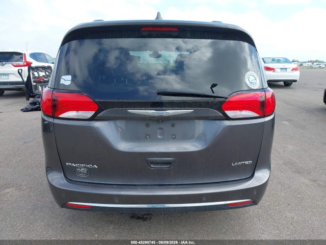 Chrysler Pacifica Limited 2017 2C4RC1GG4HR635621 Image 17