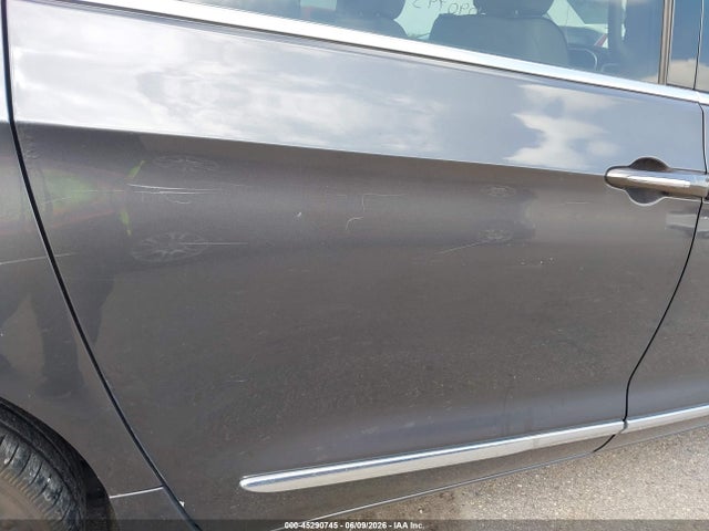Chrysler Pacifica Limited 2017 2C4RC1GG4HR635621 Image 21