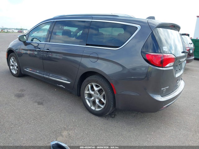 Chrysler Pacifica Limited 2017 2C4RC1GG4HR635621 Image 3