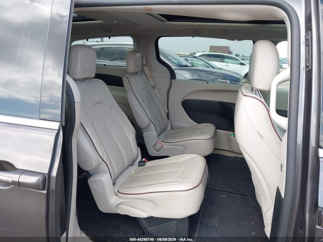 Chrysler Pacifica Limited 2017 2C4RC1GG4HR635621 Image 8