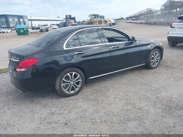 2016 Mercedes-benz C 300 4matic მანქანა იყიდება აუქციონზე, vin: 55SWF4KB2GU146845, აუქციონის ნომერი: 45290761