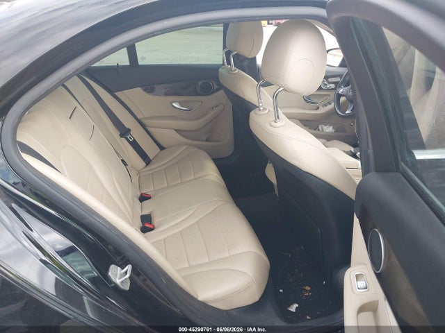 2016 Mercedes-benz C 300 4matic მანქანა იყიდება აუქციონზე, vin: 55SWF4KB2GU146845, აუქციონის ნომერი: 45290761